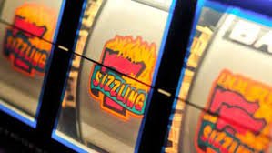 sstoto live European Roulette wheel with croupier broadcast